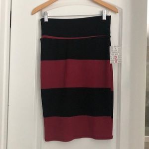 NWT LuLaRoe Cassie skirt, size small